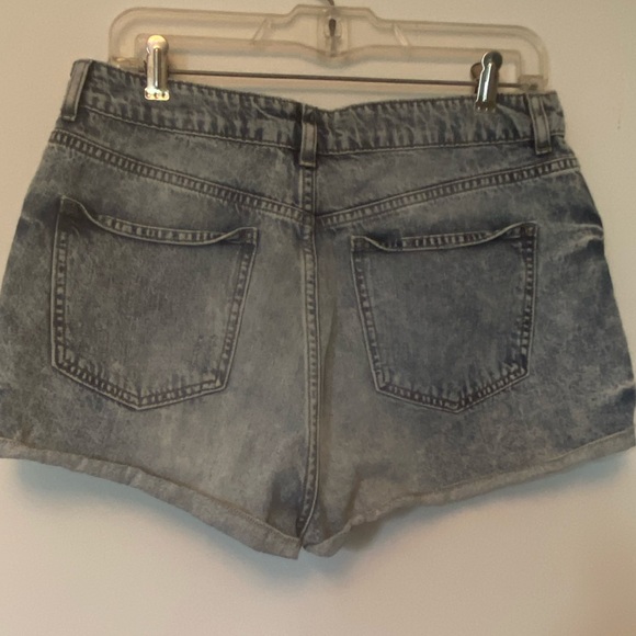 Topshop | Moto Hallie Jean Shorts - Picture 10 of 12